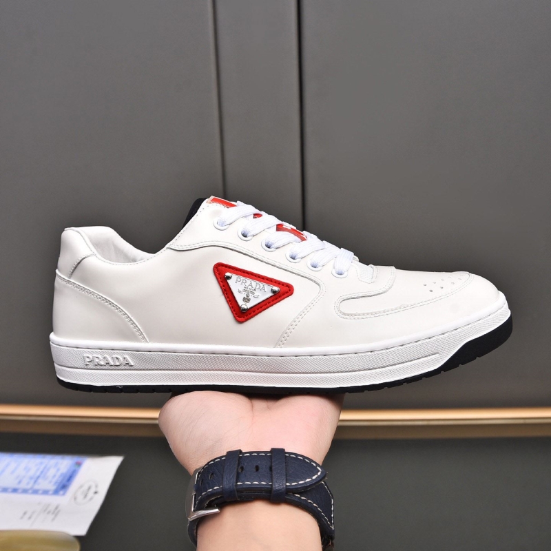 Pra*a casual shoes